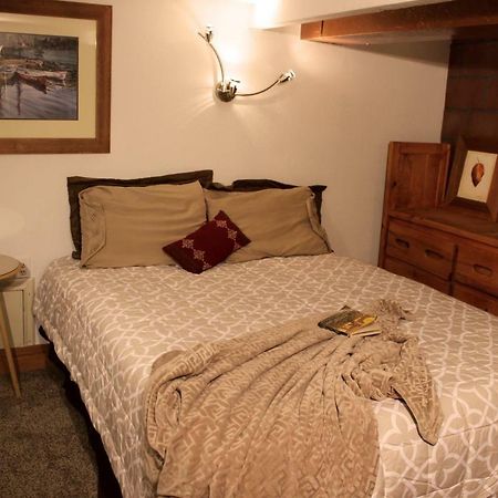 Rooms In My House And Separate Apt On 13Th Street Self Catering Greeley Exterior photo