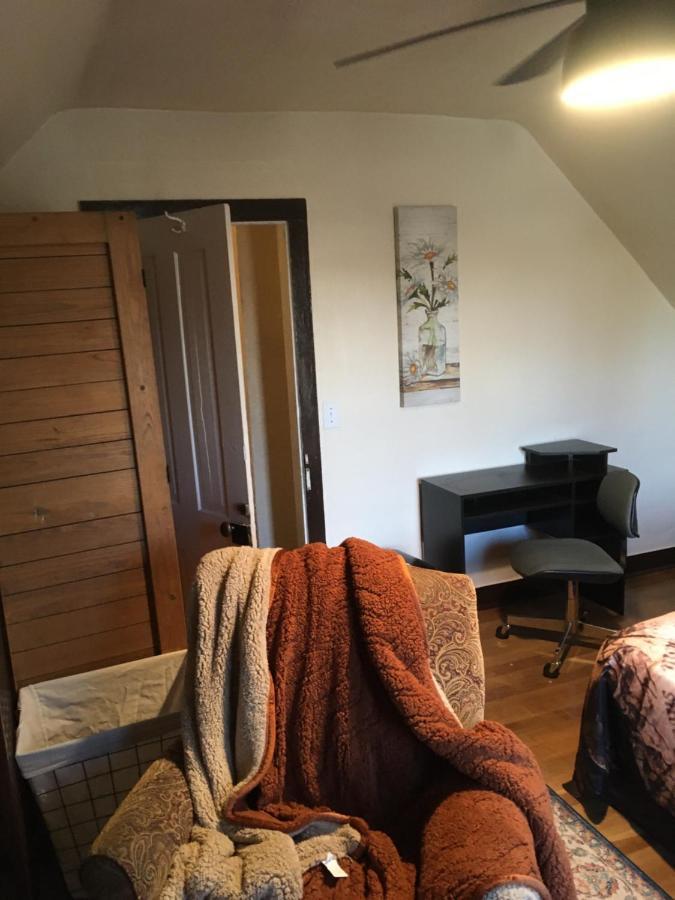 Rooms In My House And Separate Apt On 13Th Street Self Catering Greeley Exterior photo